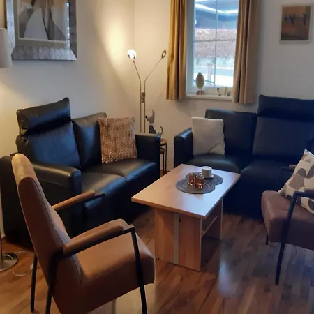 Appartamento In Near Lift, Cleaning Included *