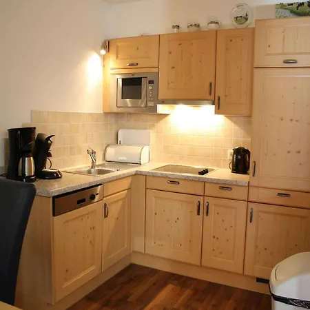 Appartamento In Near Lift, Cleaning Included